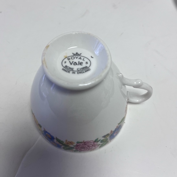 Single Teacup Royal Vale Bone China England  English Tea Cup Bone China Pedestal - Picture 4 of 5